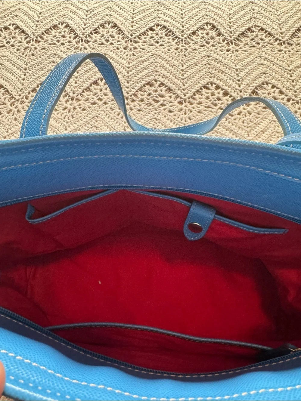 Dooney & Bourke elevate your